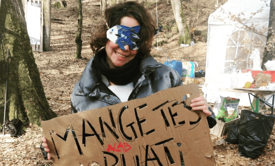 L’affiche au coeur de la polémique entre l’élue et la police vaudoise.