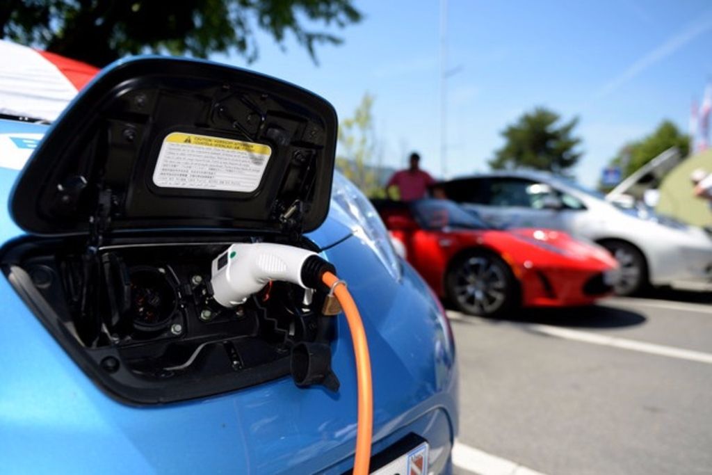 Les voitures hybrides et électriques ont la cote