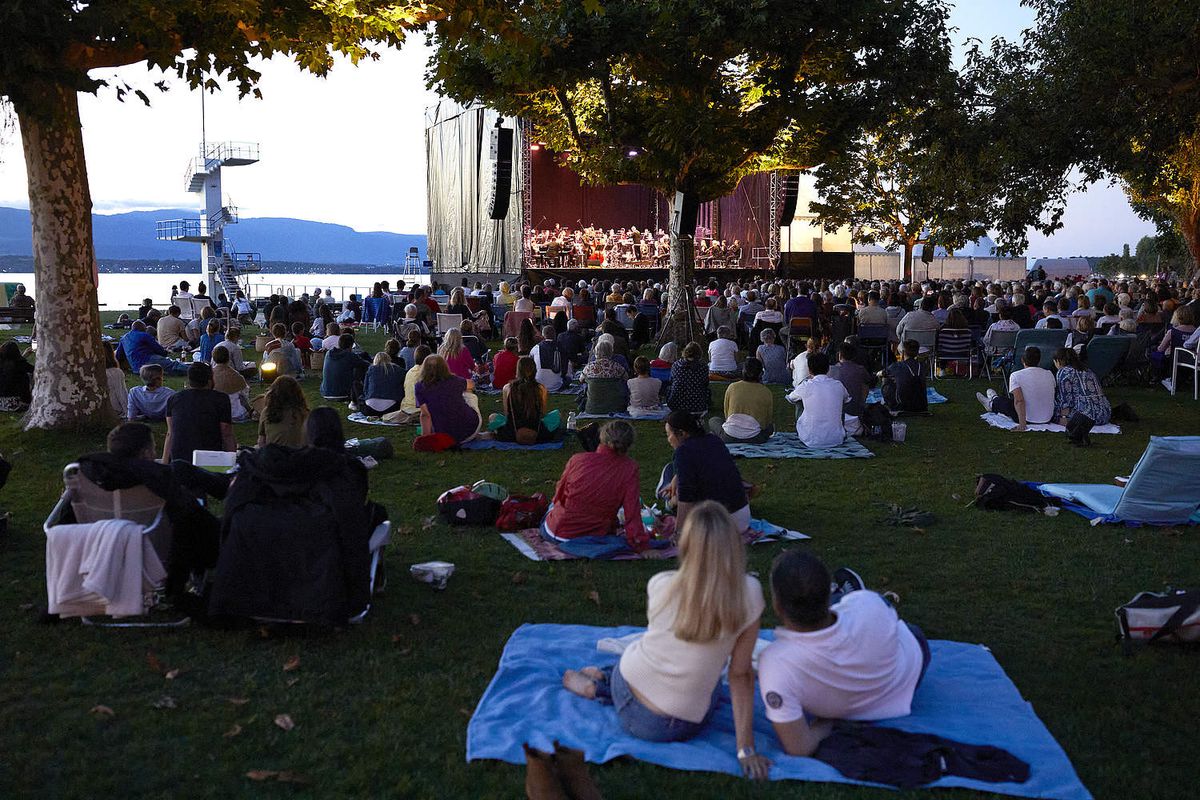 La grande scène lacustre de l’OSR à Genève-Plage.