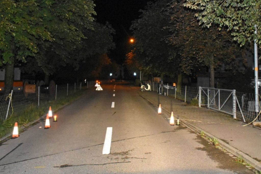 Corde tendue sur la route: une scootériste blessée