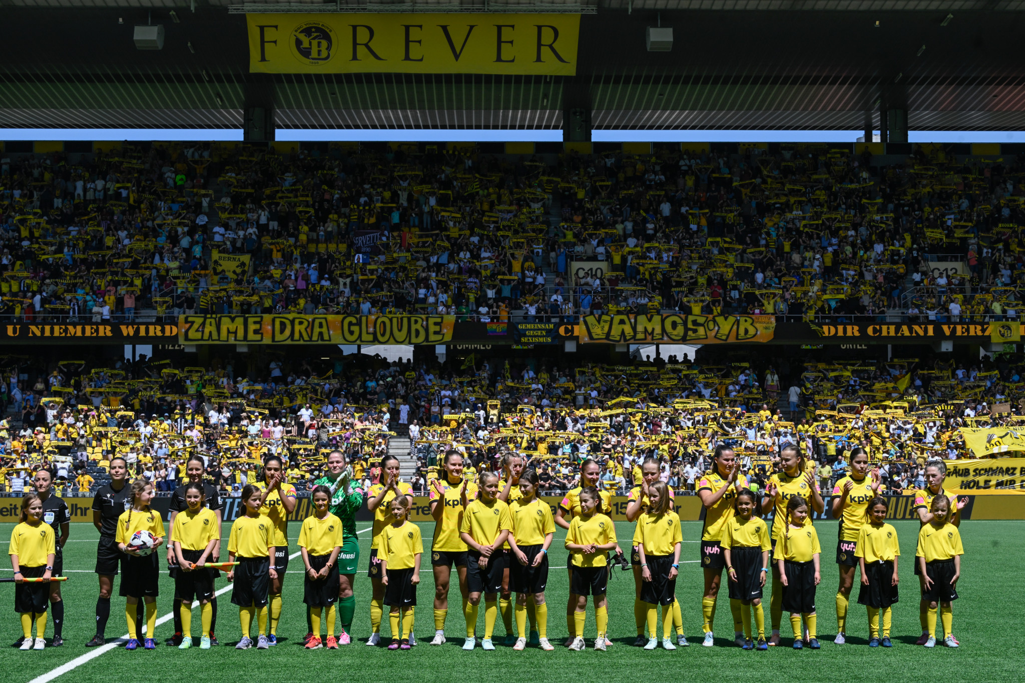 Servette Chênois attend YB: Train spécial, animations et finale historique au Stade de Genève