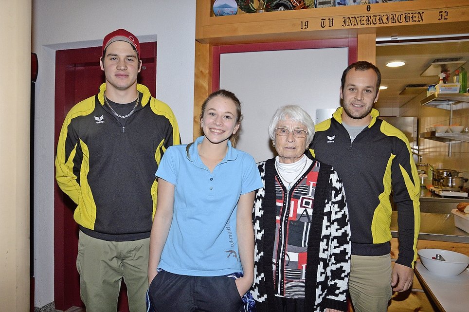 Reto Rieder Grand Prix mit Riesenfelgen und Kreuzhängen