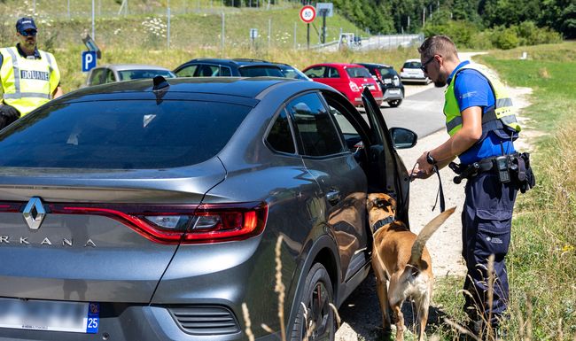 Importante opération de contrôles douaniers franco-suisses à Fahy, le 13 juillet 2022.