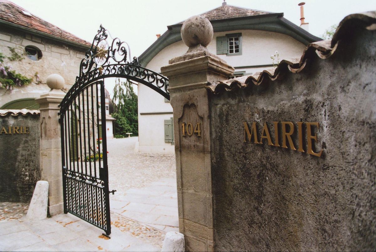 La mairie de Vandoeuvres.