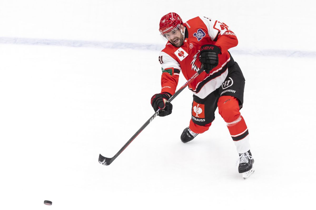 Fabian Heldner de Lausanne HC en action lors de la Ligue des Champions de hockey à l'Arena Vaudoise à Lausanne, le 6 septembre 2024.