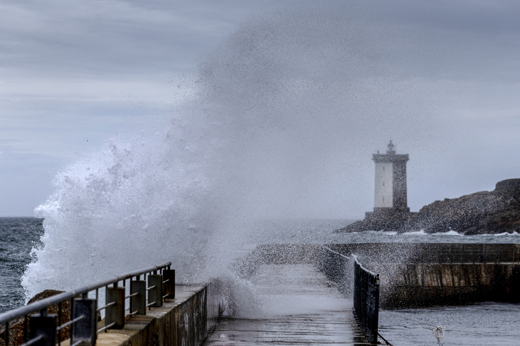 Tempête «Austen»: Plus de 160’000 foyers sans électricité dans l’ouest de la France