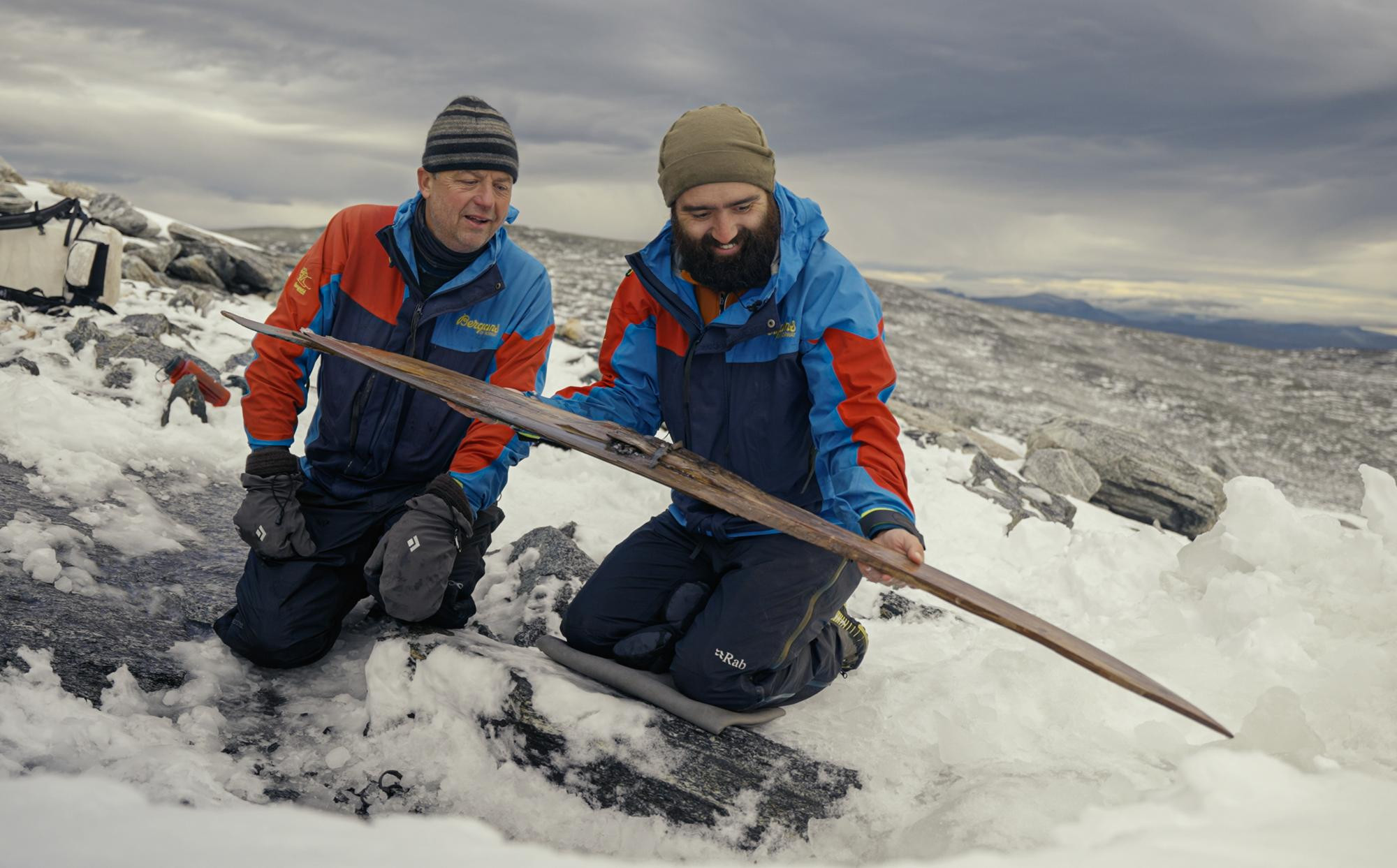 1300 Jahre alte Skier, Schuhe aus der Bronzezeit: Hier kommt Erstaunliches aus dem Eis