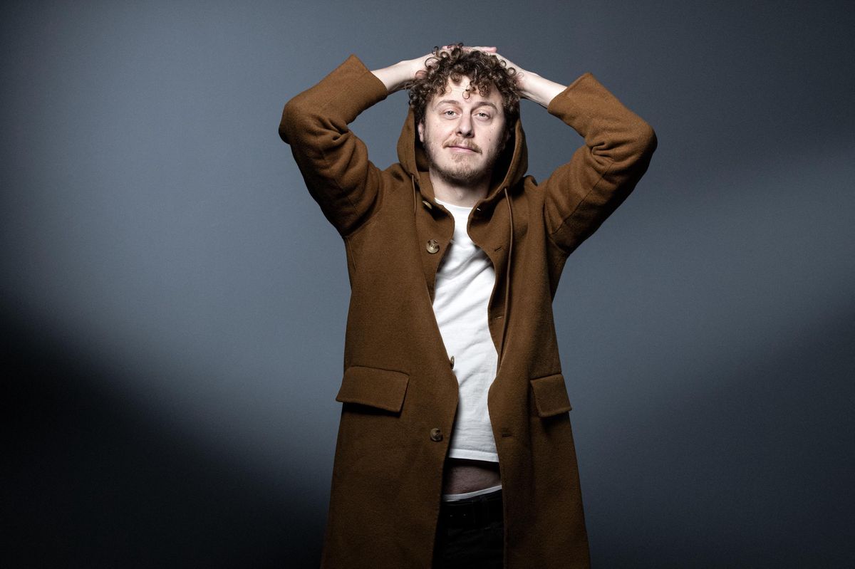 Le youtubeur Norman s’est fait connaître en 2010 pour ses vidéos humoristiques. Il fait l’objet d’une enquête pour viols et corruption de mineurs depuis janvier 2022.