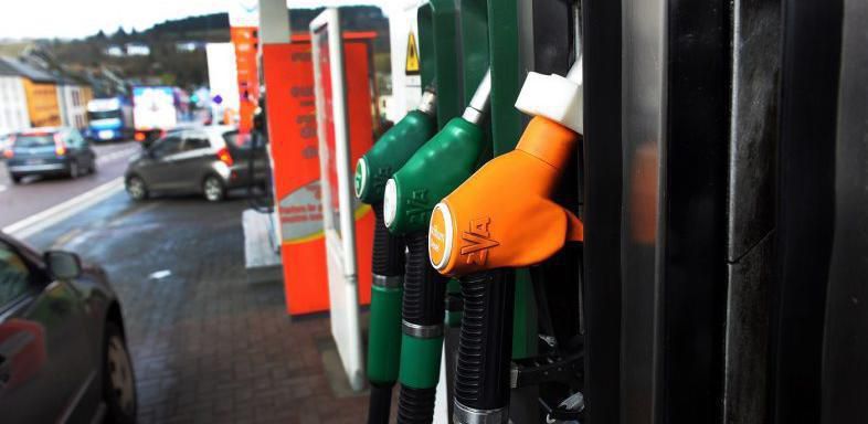 Tanken in Luxemburg – Es wird schon wieder billiger an der Tankstelle - L'essentiel