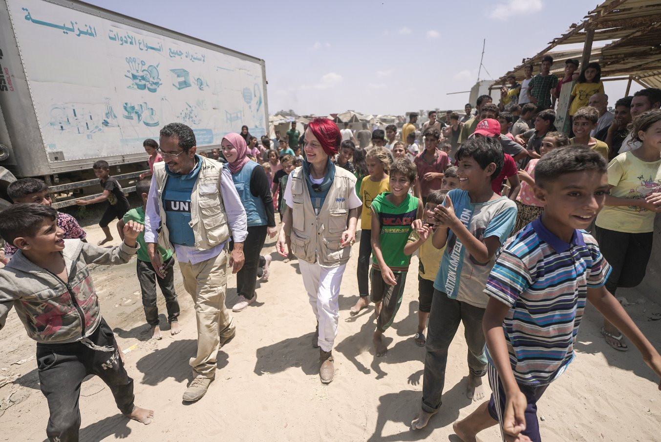 Schweizer UNO-Funktionärin: «Wir müssen Lebens­mittel von Hungrigen zu Verhungernden umleiten»