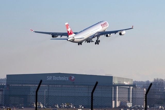 Städteflüge haben eine schlechte Ökobilanz – von einer CO2-Abgabe will der Zürcher Kantonsrat dennoch nichts wissen.