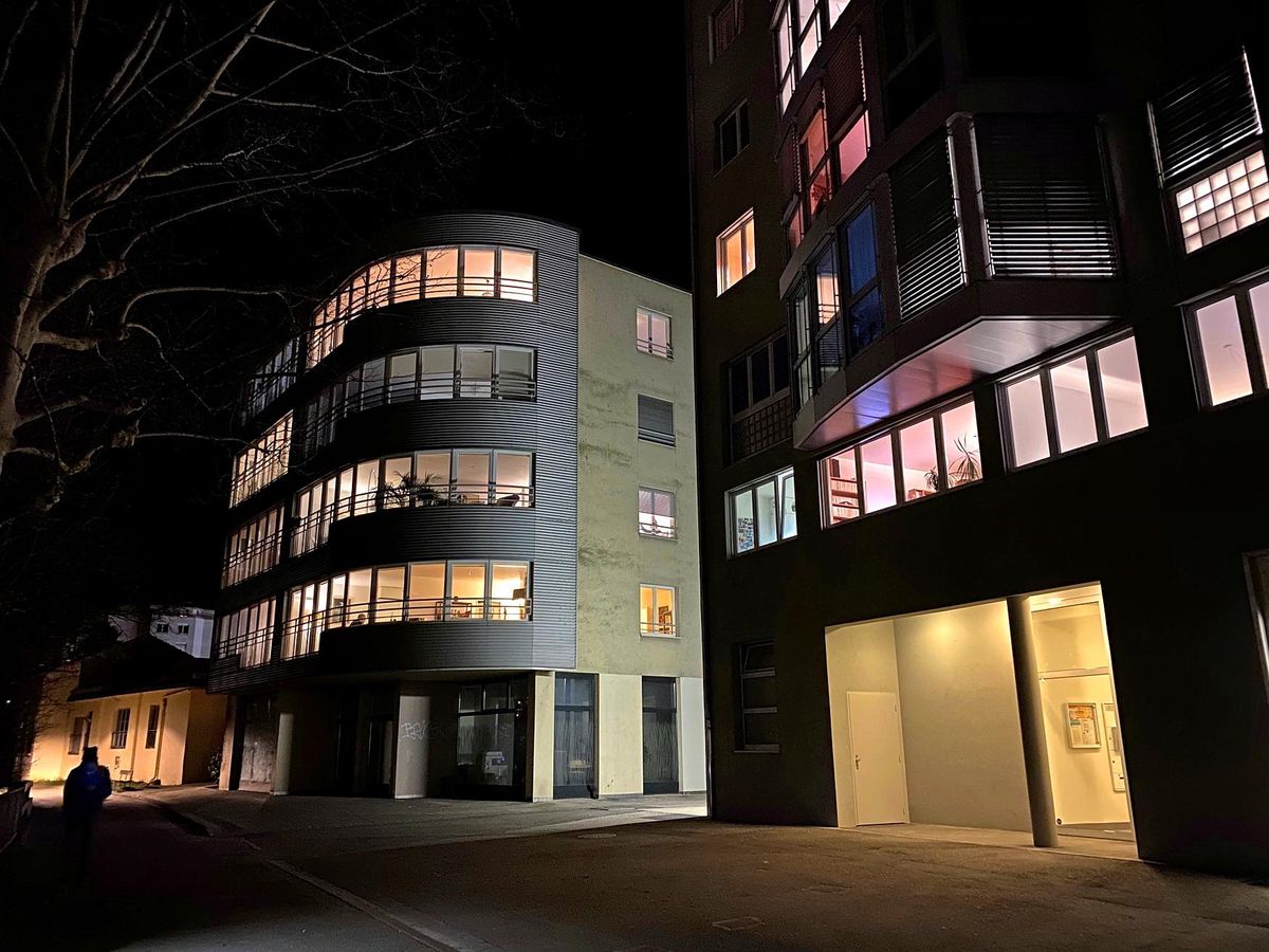 Suisse, Genève, le 19 mars 2020. Depuis les mesures d'exceptions de l'OFPS lié au coronavirus (Covid 19) les habitants sont sous le régime du semi-confinement. 