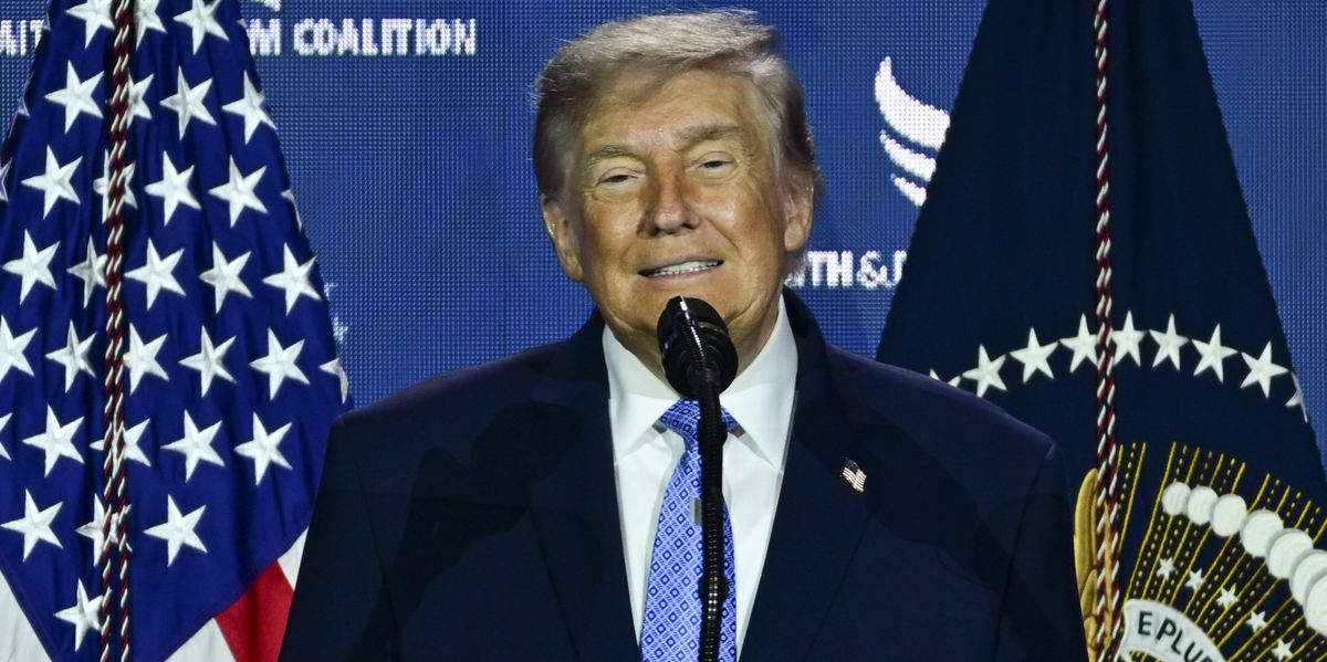 Tipps-aus-dem-Netz-Reden-wie-Trump-und-schreiben-wie-ein-LinkedIn-Bluffer-Diese-KI-Apps-bringen-uns-zum-Schmunzeln