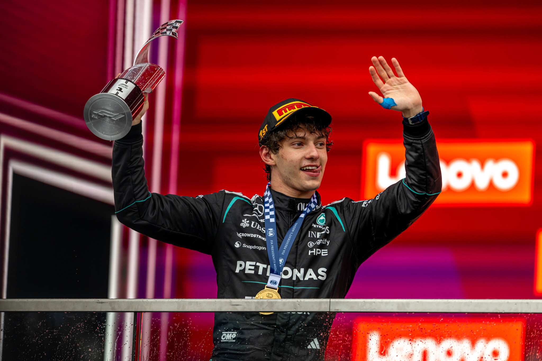 GP von Kanada: Spektakuläres Duell: «Löwe» Antonelli siegt bei Russell-Aus