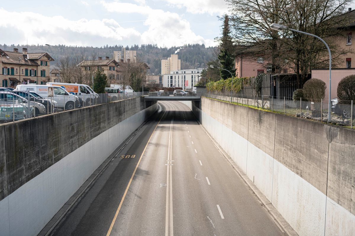 Kantonsstrasse in Regensdorf: Der vierspurige Ostring erhält einen Deckel