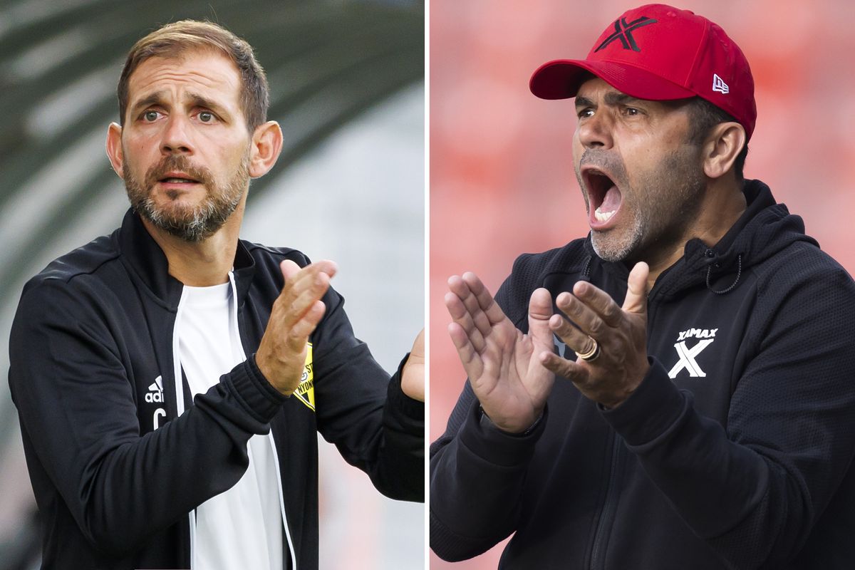 Christophe Caschili, coach of FC Stade Nyonnais, cheers his players, during the Challenge League soccer match of Swiss Championship between FC Stade Nyonnais and Neuchatel Xamax FCS, at the Stade de la Colovray, in Neuchatel, Switzerland, Friday, July 28, 2023. (KEYSTONE/Salvatore Di Nolfi)