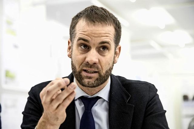 Le conseiller d'Etat écologiste Antonio Hodgers dénonce «la vision passéiste de l'avenir» que reflèterait la prise de position de Benoît Genecand sur la libre circulation.