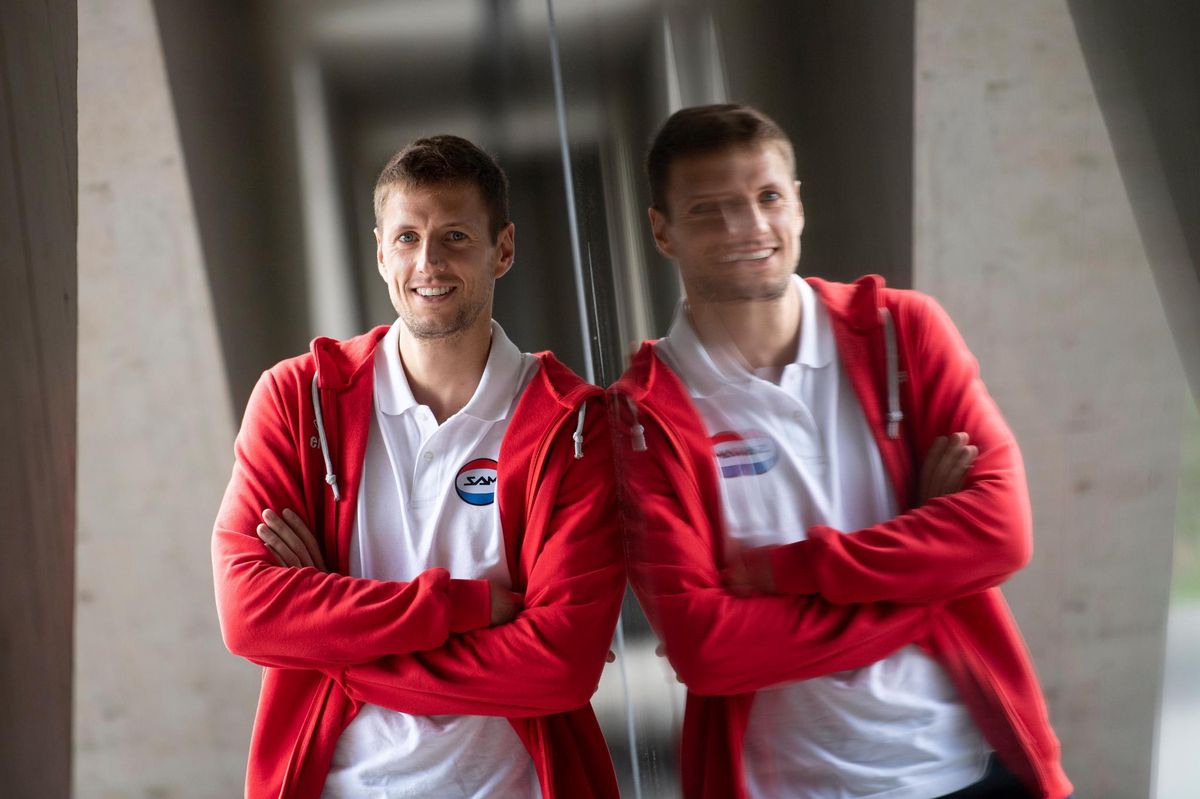 Formé à Vacallo, Roberto Kovac est de retour au Tessin sous les couleurs de Massagno. 
