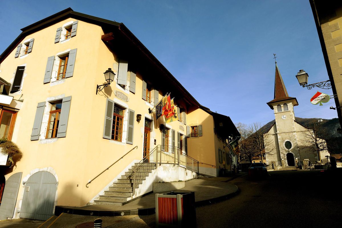 La mairie de Veyrier.