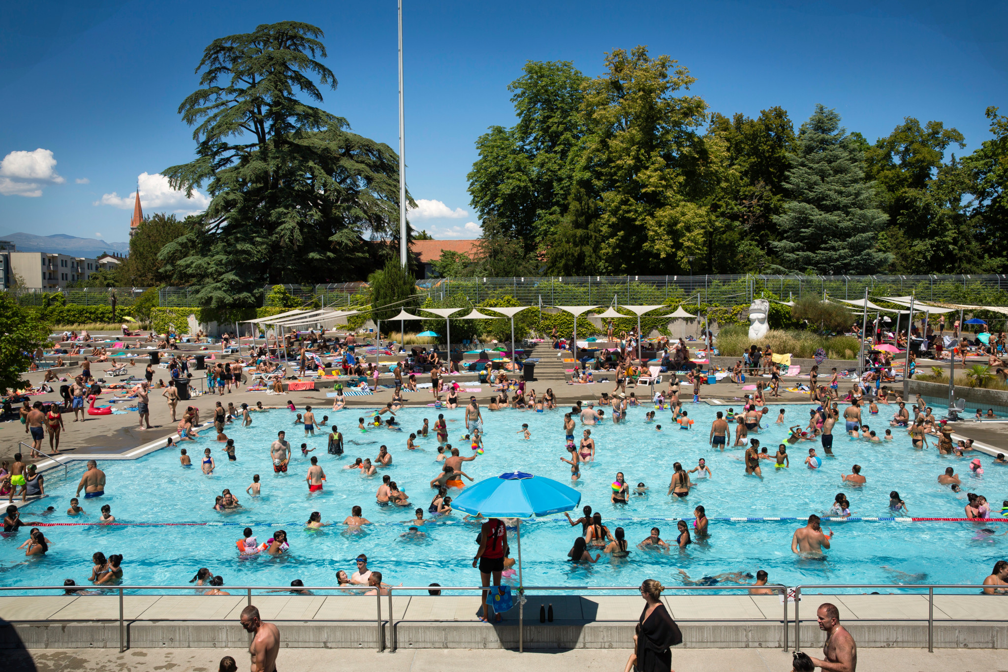 Loisirs aquatiques: Le premier jour de l'an se fête dans le lac en