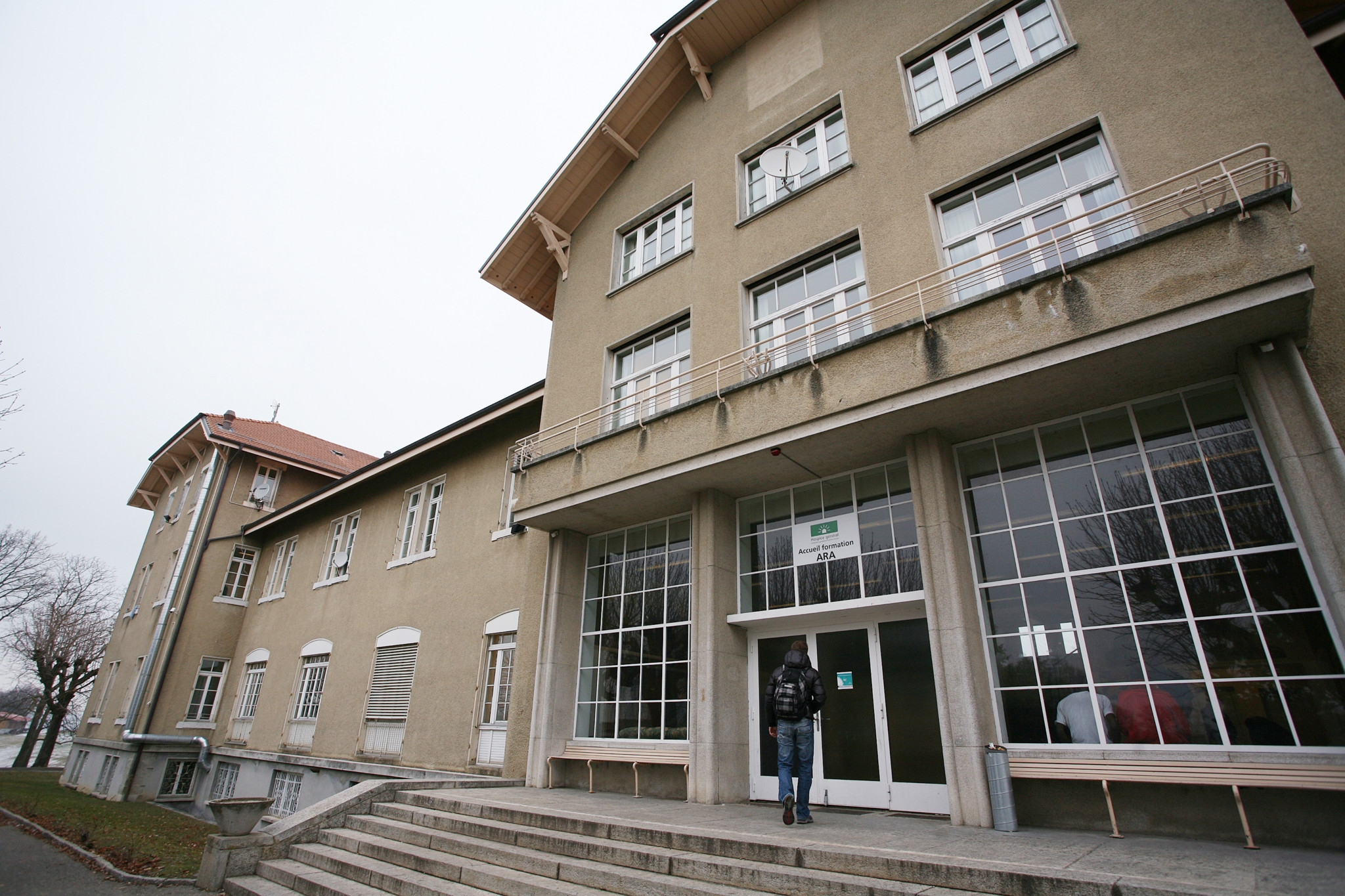 Salubrité à Genève: Une famille vit dans une chambre infestée de cafards dans un foyer genevois