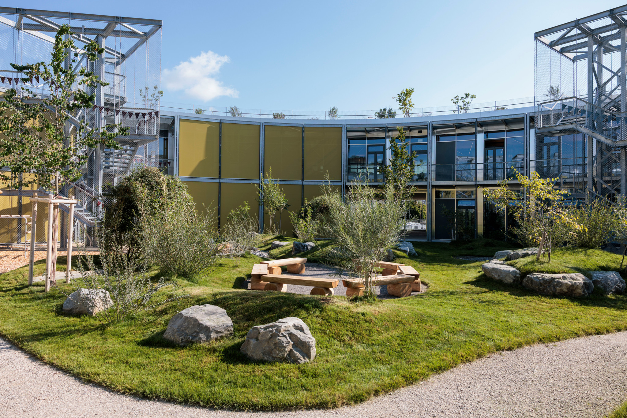 Feral frenzy shark attack i was employed in WPB and was on