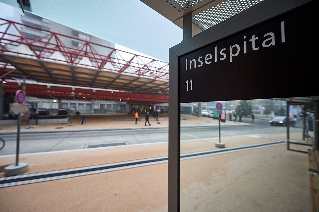 Insel Bus Der Insel-Bus macht aus 310 Metern 70 Schritte