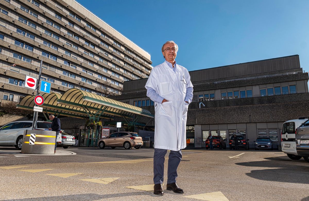 Le Service d’immunologie et d’allergie du CHUV – dirigé par le prof. Giuseppe Pantaleo, ici en photo – cherche depuis deux ans avec l’EPFL des anticorps protecteurs. 