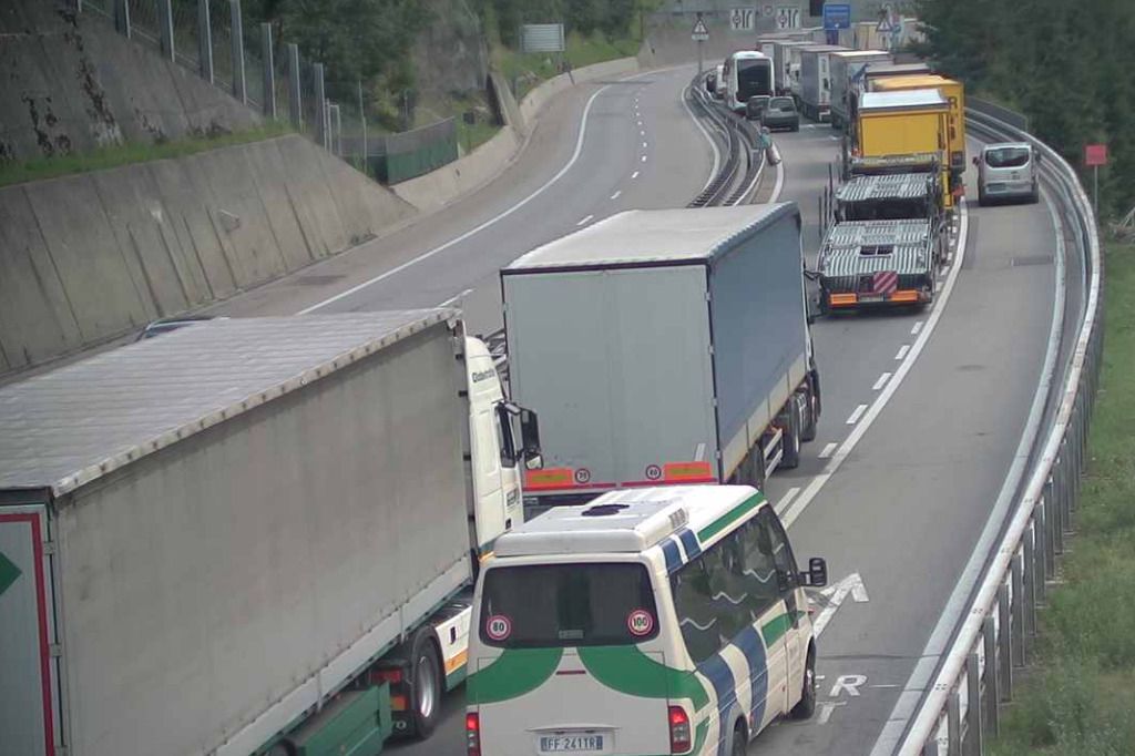 Collision au Gothard: le tunnel à nouveau ouvert