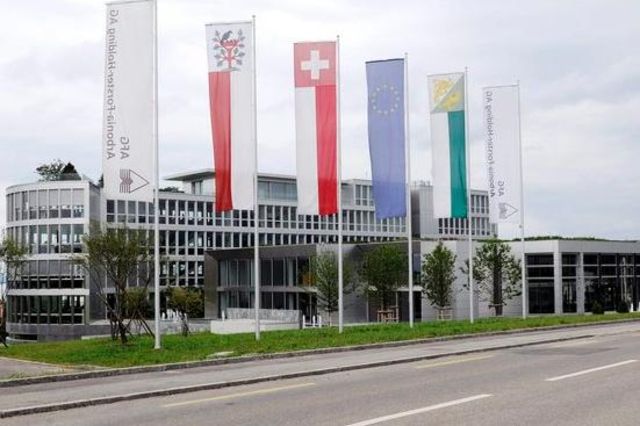 AFG Arbonia Forster comptait 6910 emplois à temps plein à fin 2013.